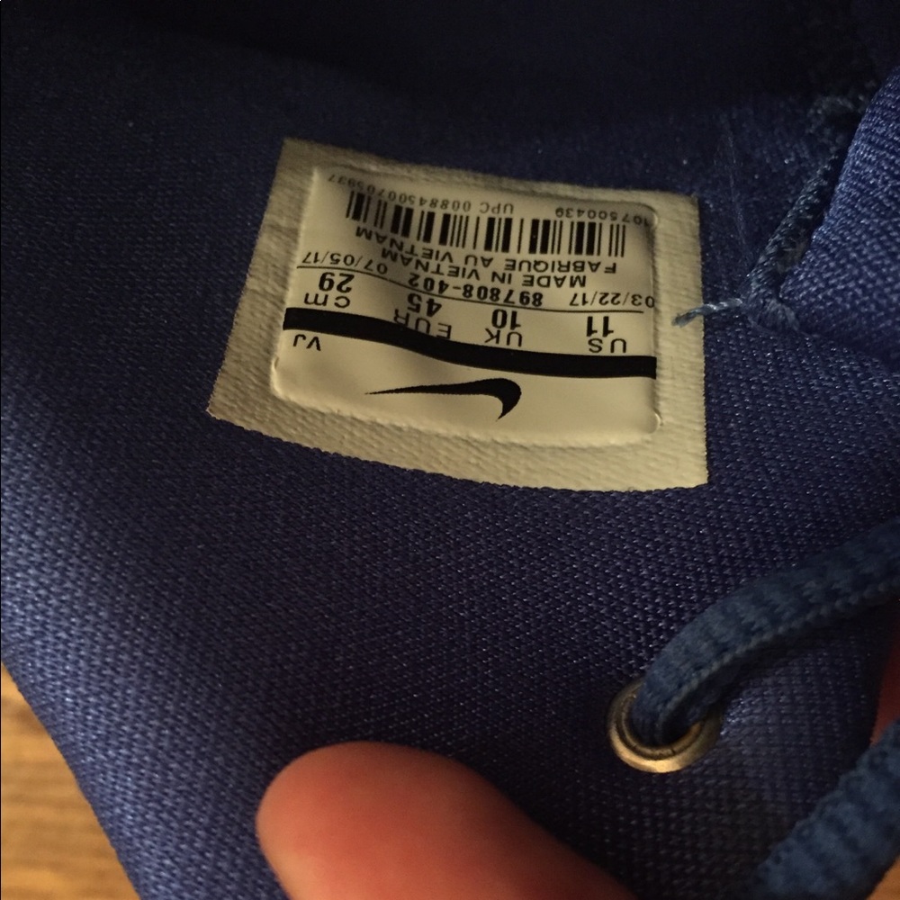 Blue Nike Basketball Hyperdunks - image 5